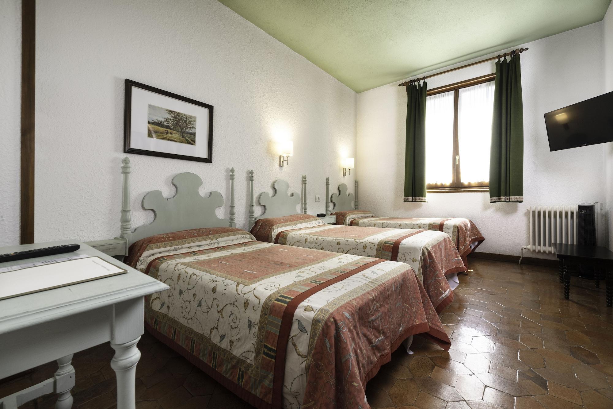 Conde Aznar Hotel Jaca Exterior photo