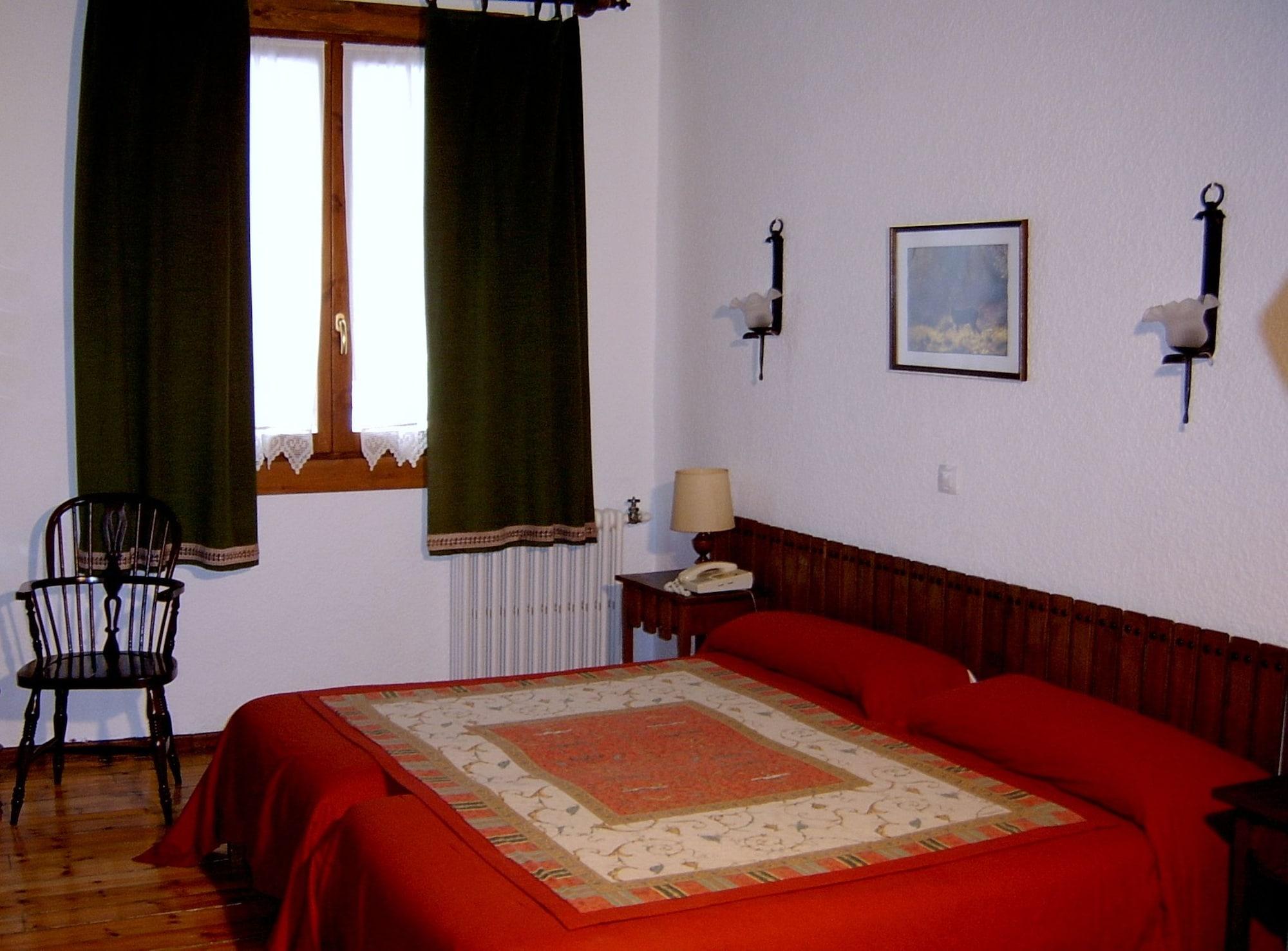 Conde Aznar Hotel Jaca Exterior photo
