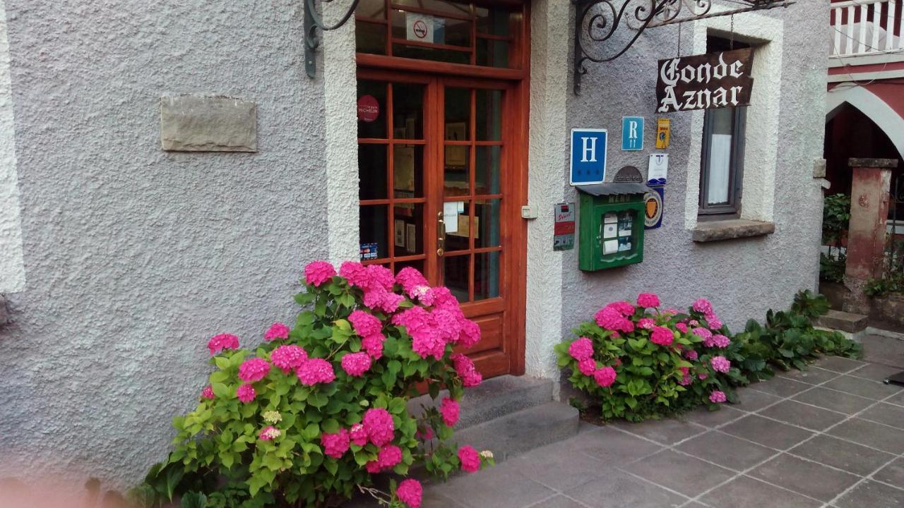 Conde Aznar Hotel Jaca Exterior photo